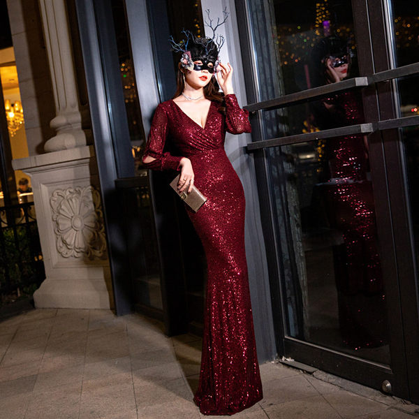 ชุดราตรี ชุดราตรีสวยหรู แบบ ทันสมัย Evening dress