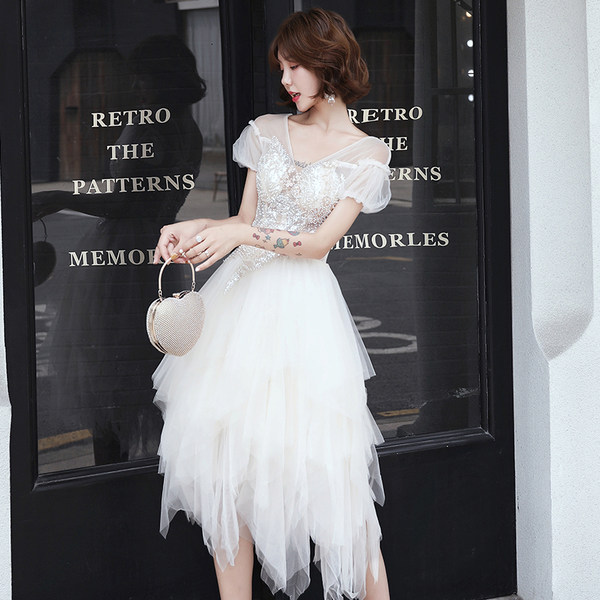 ชุดราตรี ชุดราตรีสวยหรู แบบ ทันสมัย Evening dress