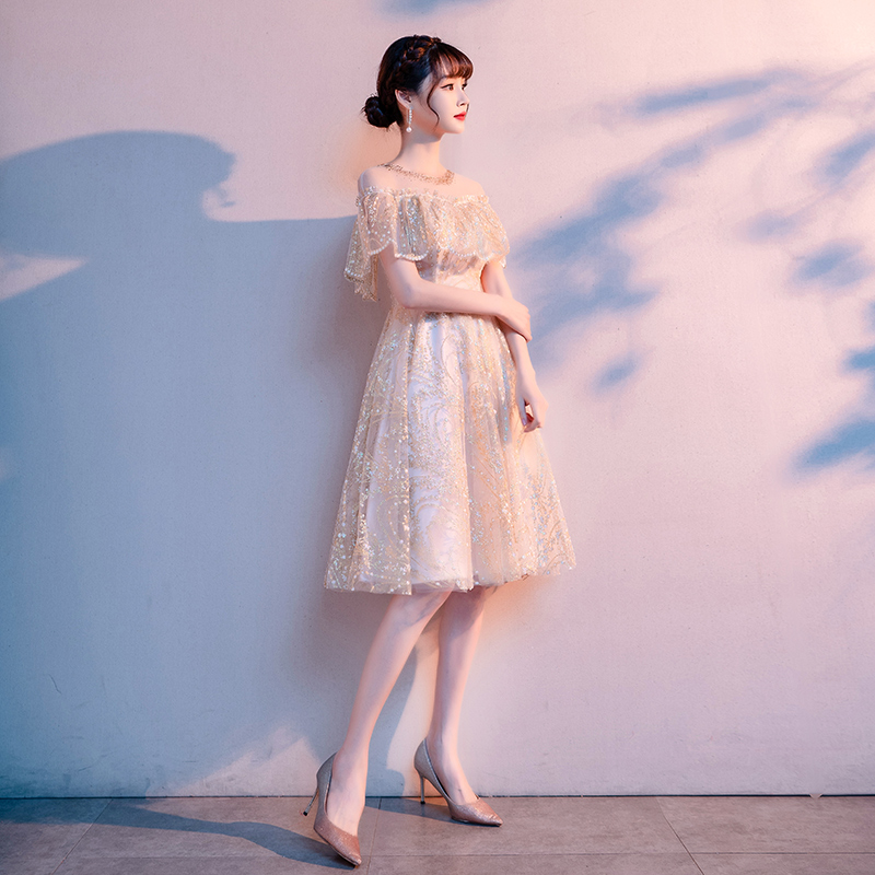 ชุดราตรี ชุดราตรีสวยหรู แบบ ทันสมัย Evening dress