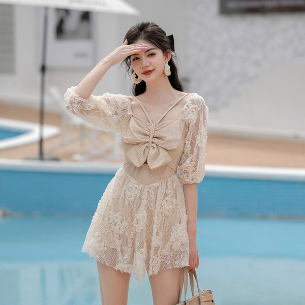 ชุดว่ายน้ำผู้หญิง ชุดว่ายน้ำน่ารัก Bikini ชุดไปทะเล