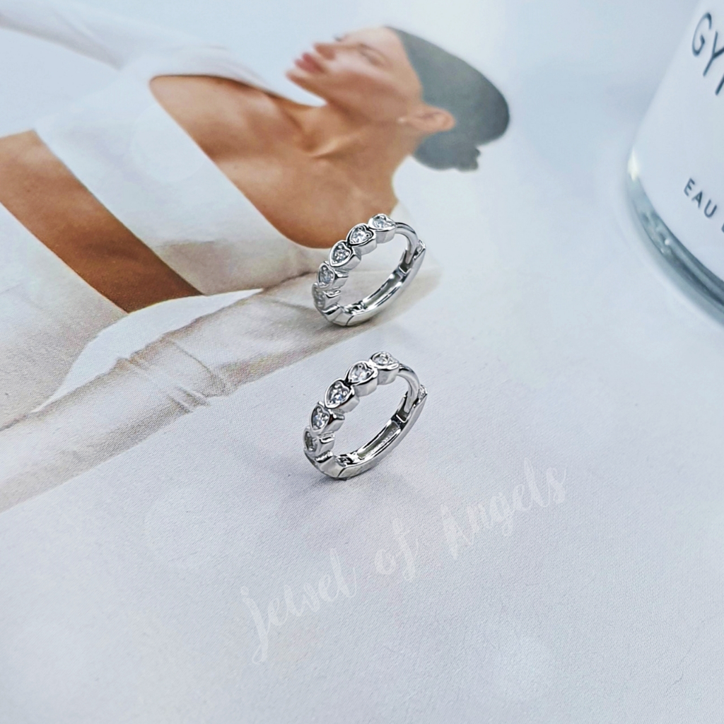 ต่างหูเงินแท้ S925 รุ่น Flirt ต่างหูห่วงเล็กหัวใจ เพชร CZ สูง10.6mm เงินแท้ทั้งชิ้น Silver925 ต่างหูผู้หญิง