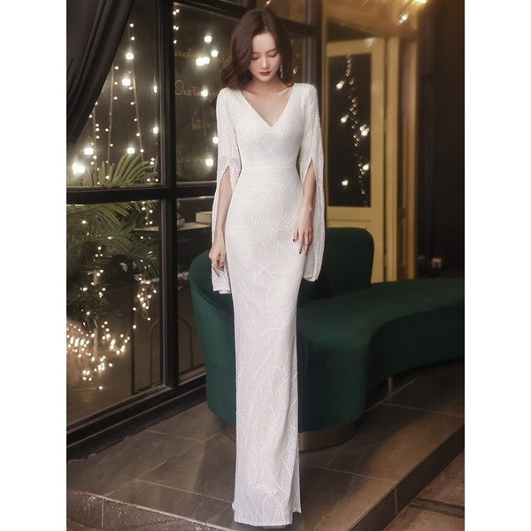 ชุดราตรี ชุดราตรีสวยหรู แบบ ทันสมัย Evening dress