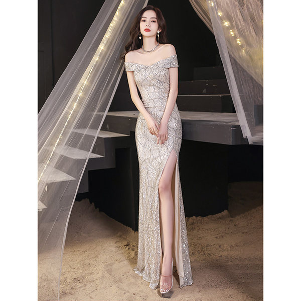 ชุดราตรี ชุดราตรีสวยหรู แบบ ทันสมัย Evening dress