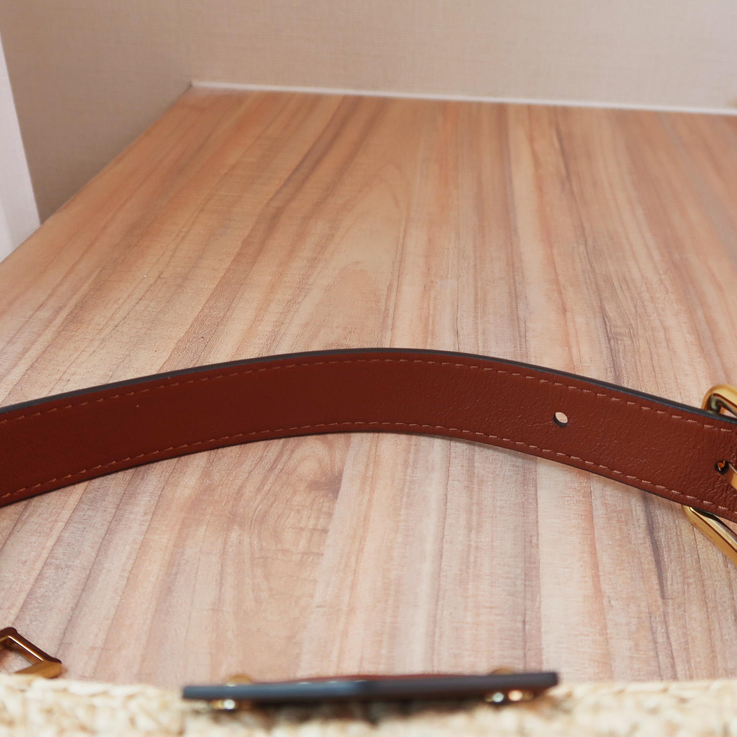 LV Natural Tan Raffia Hills Pochette (พารากอน 8 วัน)