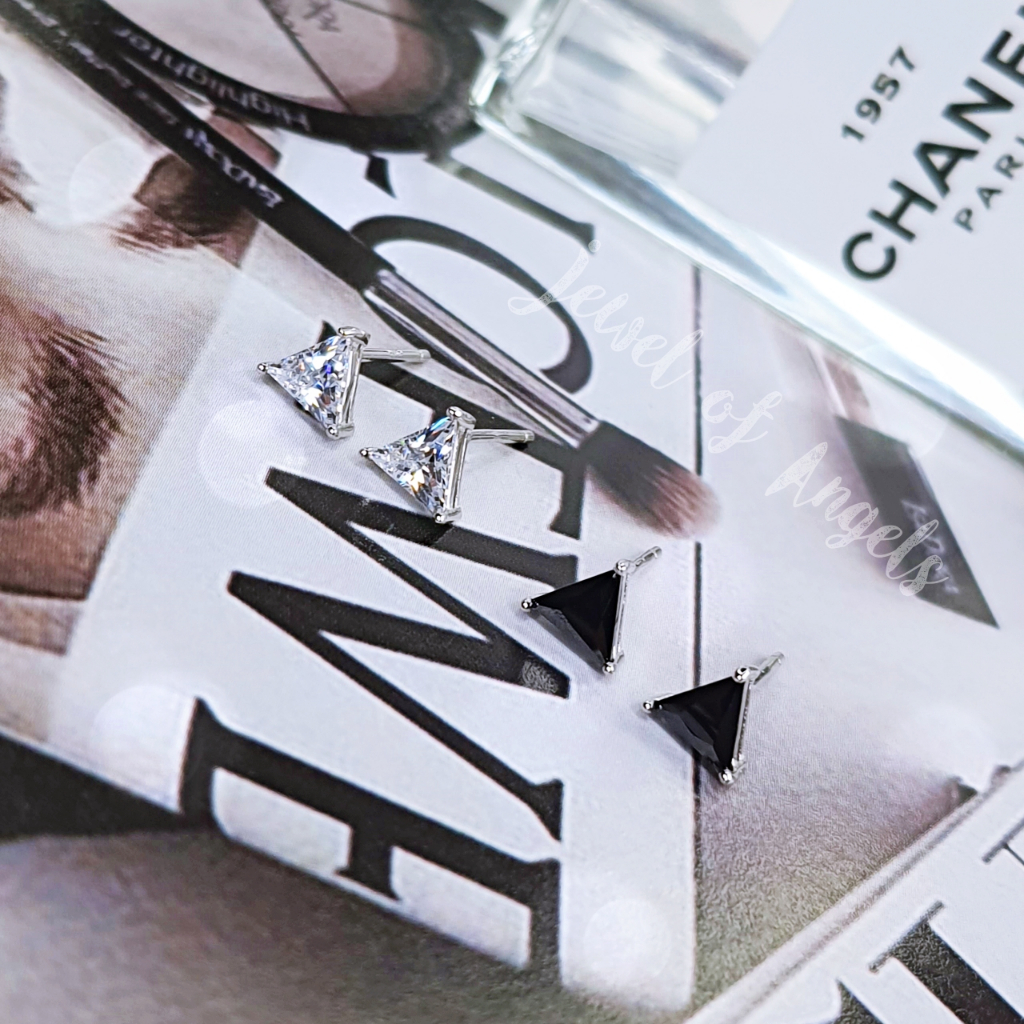ต่างหูเงินแท้ S925 รุ่น Numb ต่างหูก้านเสียบ เพชรCZ 3เหลี่ยม สีขาวใส สีดำ เงินแท้ทั้งชิ้น Silver925
