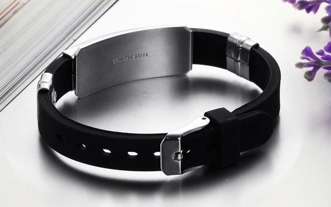 กำไลข้อมือผู้ชาย สร้อยข้อมือผู้ชาย สีดำ ตกแต่ง Stainless Steel สุดเท่ สุขุม นุ่มลึก ของขวัญให้แฟน สุดหรู no 755012