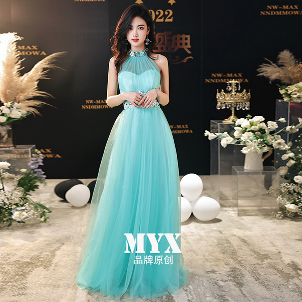 ชุดราตรี ชุดราตรีสวยหรู แบบ ทันสมัย Evening dress