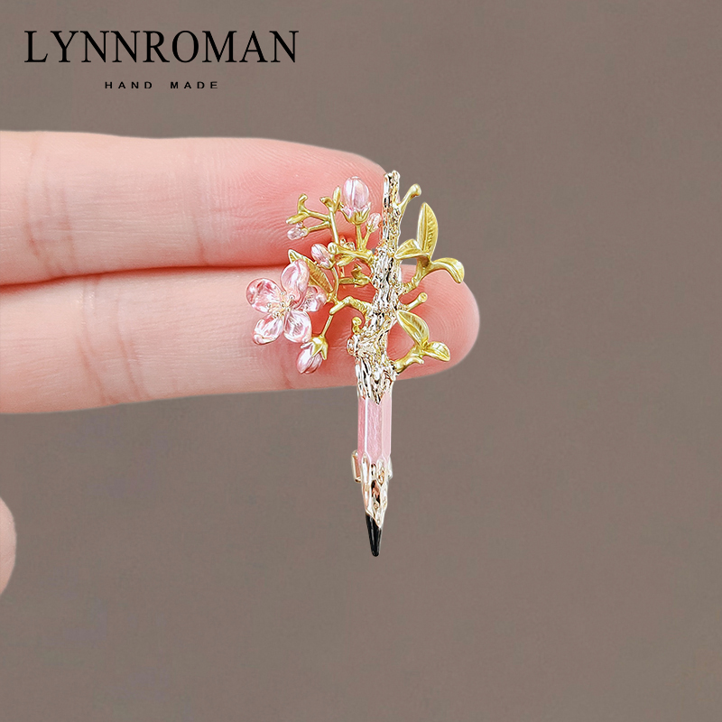 เข็มกลัด เข็มกลัดสวยๆ เข็มกลัดติดเสื้อ Brooch