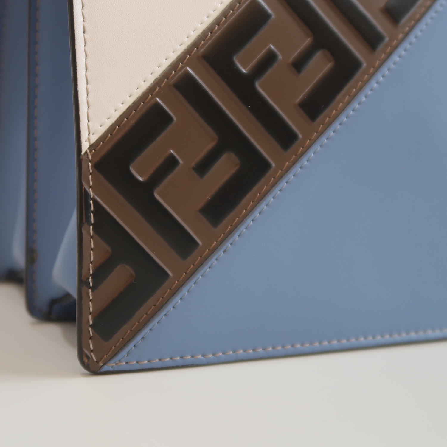 Fendi White Multicolor Calfskin Logo Mania Kan I Shoulder Bag