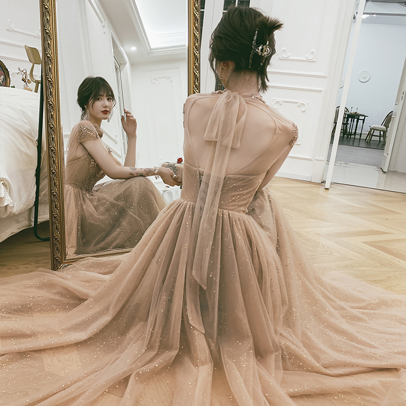 ชุดราตรี ชุดราตรีสวยหรู แบบ ทันสมัย Evening dress