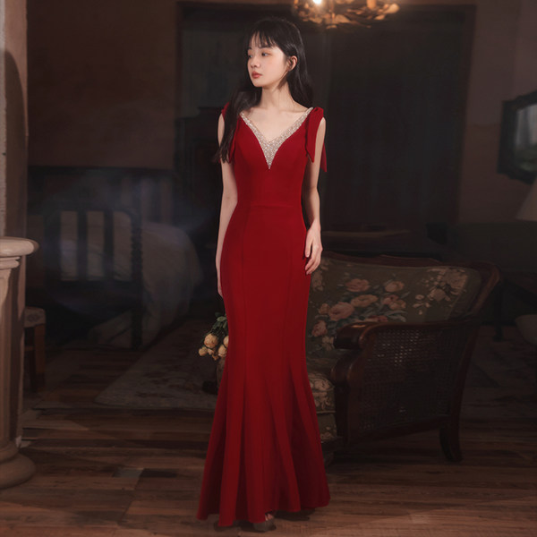 ชุดราตรี ชุดออกงาน ดีไซน์หรู แบรนด์ Angel