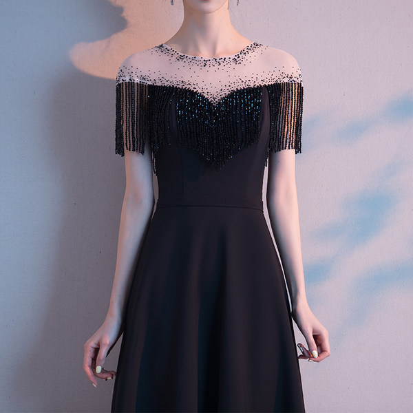 ชุดราตรี ชุดราตรีสวยหรู แบบ ทันสมัย Evening dress