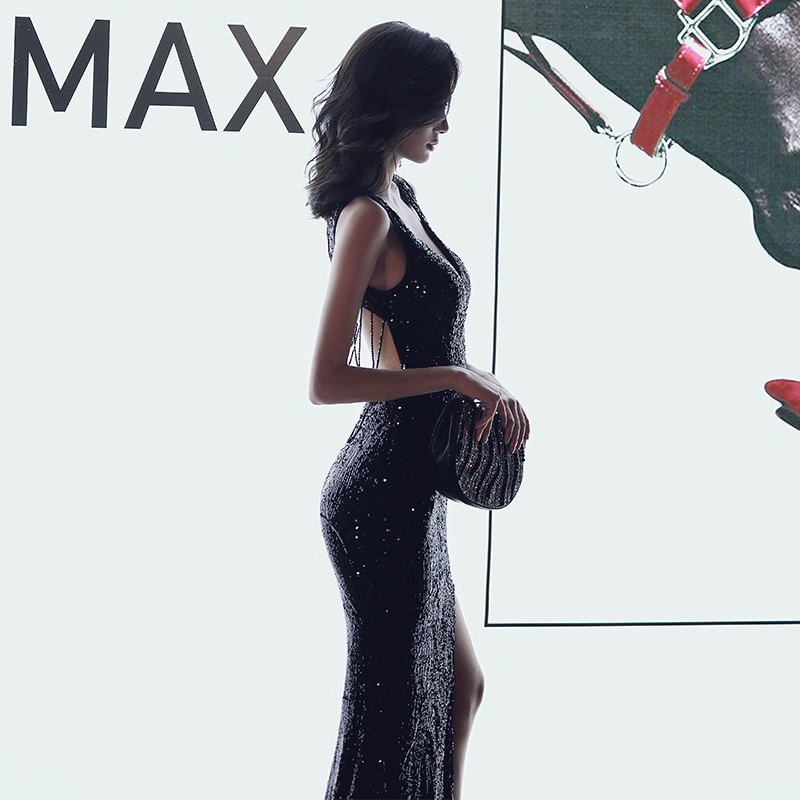 ชุดราตรี ชุดราตรีสวยหรู แบบ ทันสมัย Evening dress