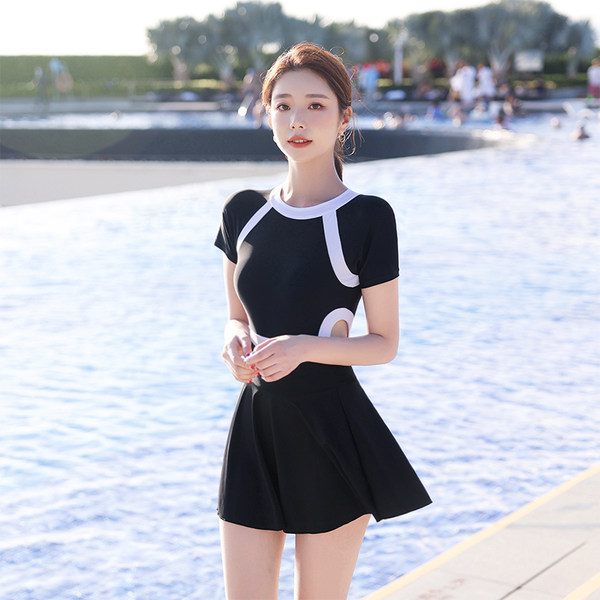 ชุดว่ายน้ำผู้หญิง ชุดว่ายน้ำน่ารัก Bikini ชุดไปทะเล