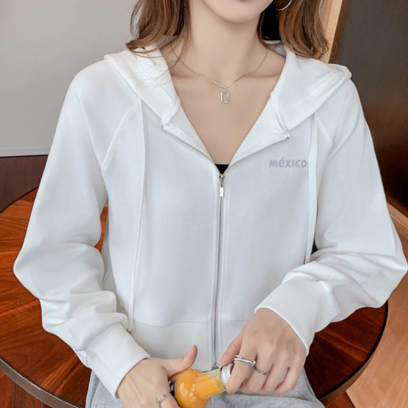 เสื้อยืดแขนยาว เสื้อแขนยาววัยรุ่น