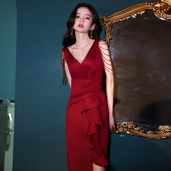 ชุดราตรี ชุดราตรีสวยหรู แบบ ทันสมัย Evening dress