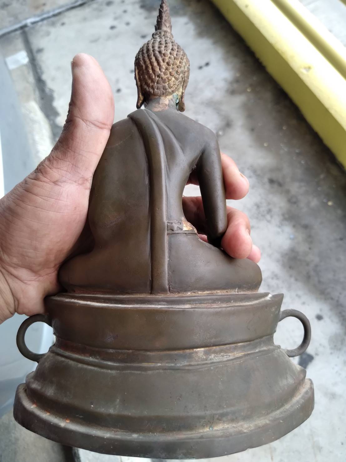 หลวงพ่อพระครูเหล็ก