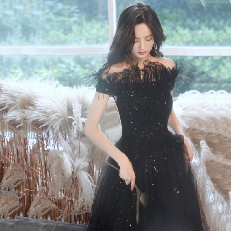 ชุดราตรี ชุดราตรีสวยหรู แบบ ทันสมัย Evening dress