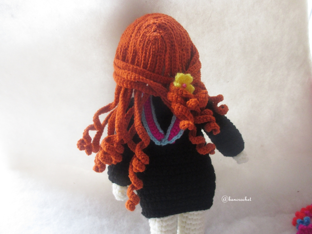 ตุ๊กตารับปริญญาถักโครเชต์