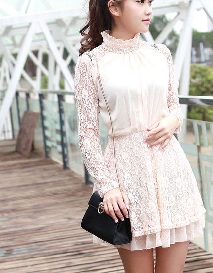 เดรสสีขาว ใส่ออกงาน ผ้าลูกไม้ แขนยาว ลุ๊ค คุณหนู สุดหรู ใส่ไปงาน ชุดแซกไฮโซ แต่งมุขที่คอ กระโปรงผ้าลูกไม้ผสมหนัง แต่งเม็ดบีดชายกระโปรง 127721_2