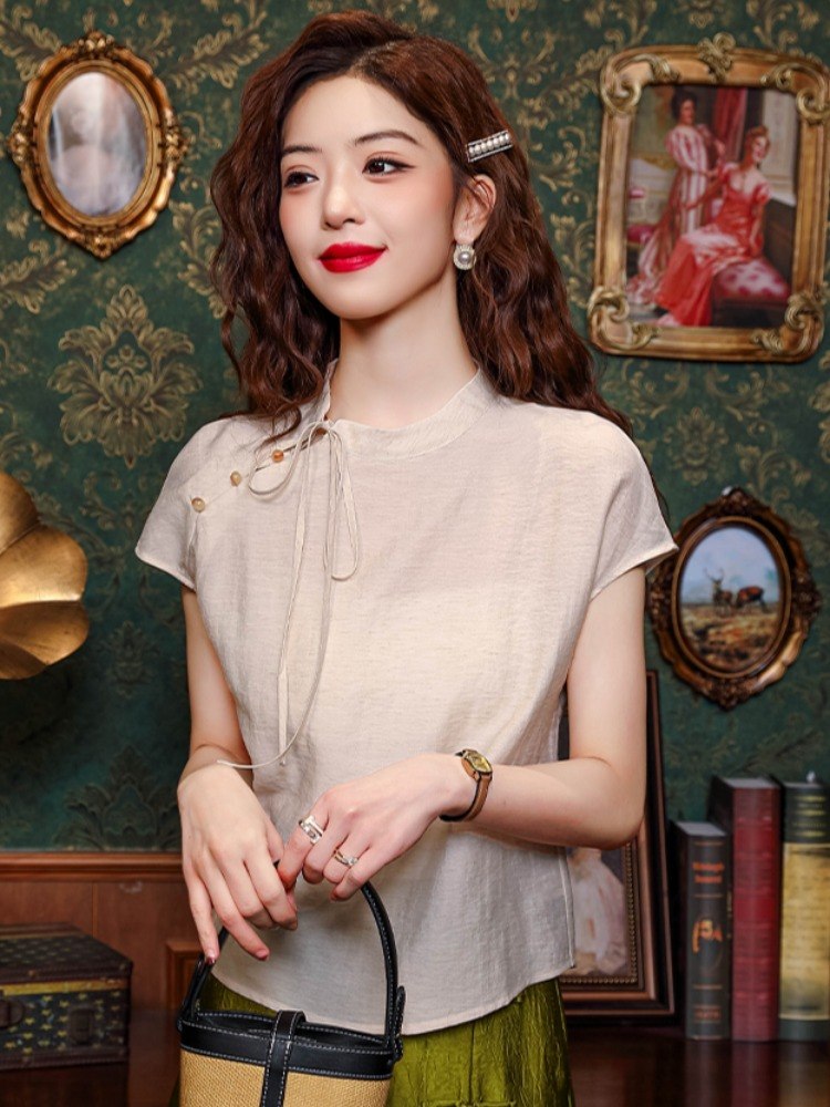 เสื้อเชิ้ตผู้หญิงใส่ทํางาน 390 บาทต่อชิ้น ฟรีค่าจัดส่ง