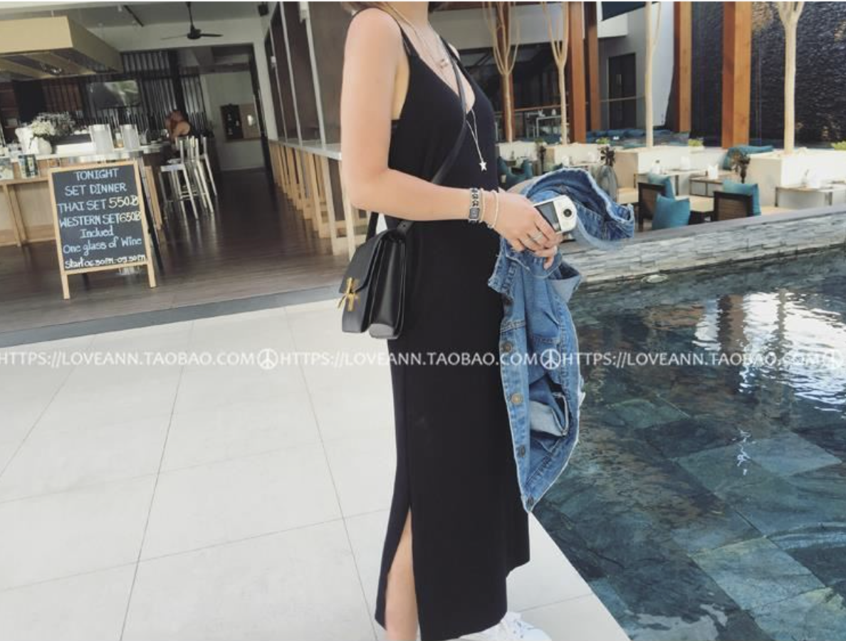 เดรสสายเดี่ยว ผ้าร่อง เหมาะสำหรับวันสบายๆ พร้อมส่ง