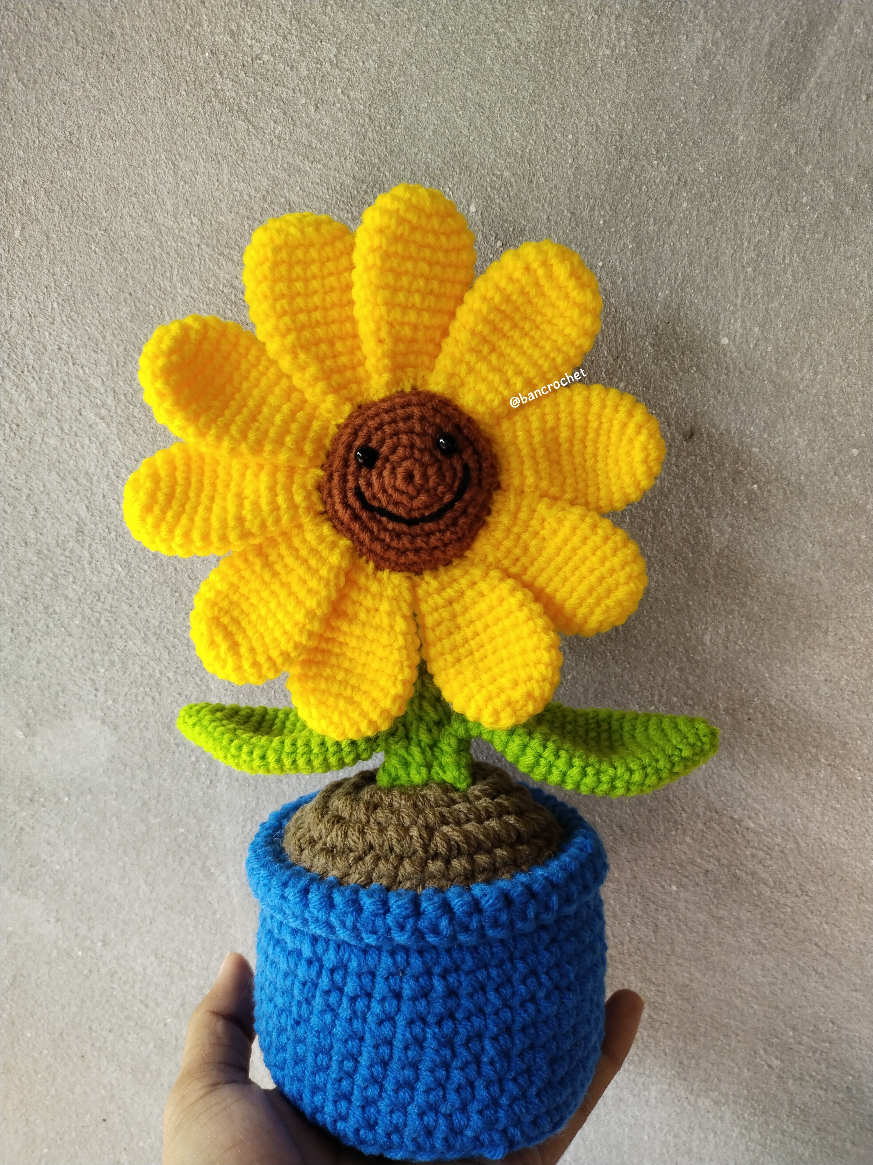 Bancrochet ดอกทานตะวันถักโครเชต์ crochet flower หลากสี 8*5.5