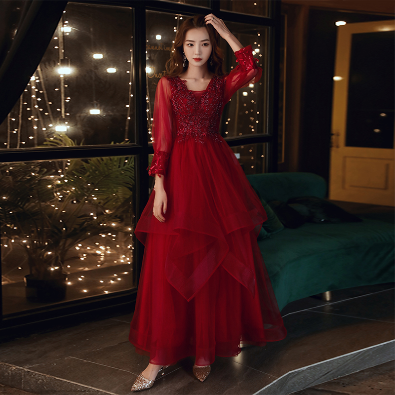 ชุดราตรี ชุดราตรีสวยหรู แบบ ทันสมัย Evening dress
