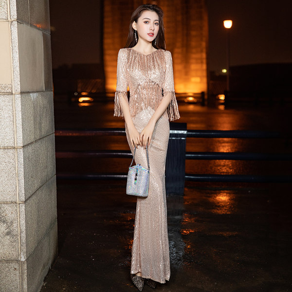 ชุดราตรี ชุดราตรีสวยหรู แบบ ทันสมัย Evening dress