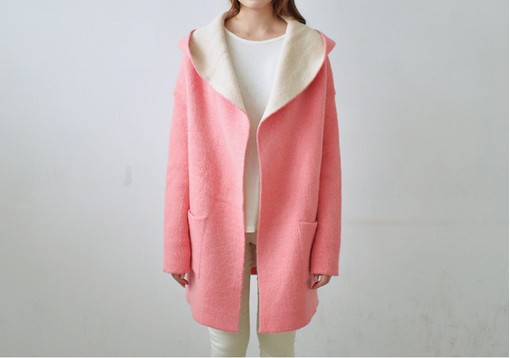 เสื้อกันหนาวฮู้ดดี้ ทรงเก๋ๆ แบบเกาหลี ผ้าเนื้อนิ่ม พร้อมส่ง สีชมพูโอรส น่ารักมากๆค่ะ สีชมพูโอรส