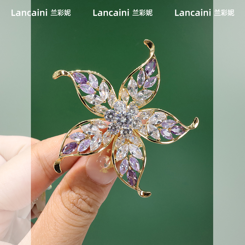 เข็มกลัด เข็มกลัดสวยๆ เข็มกลัดติดเสื้อ Brooch