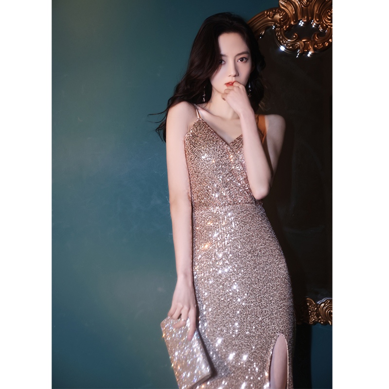 ชุดราตรี ชุดราตรีสวยหรู แบบ ทันสมัย Evening dress