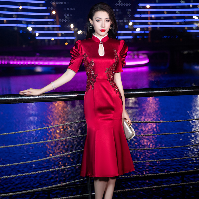 ชุดราตรี ชุดราตรีสวยหรู แบบ ทันสมัย Evening dress