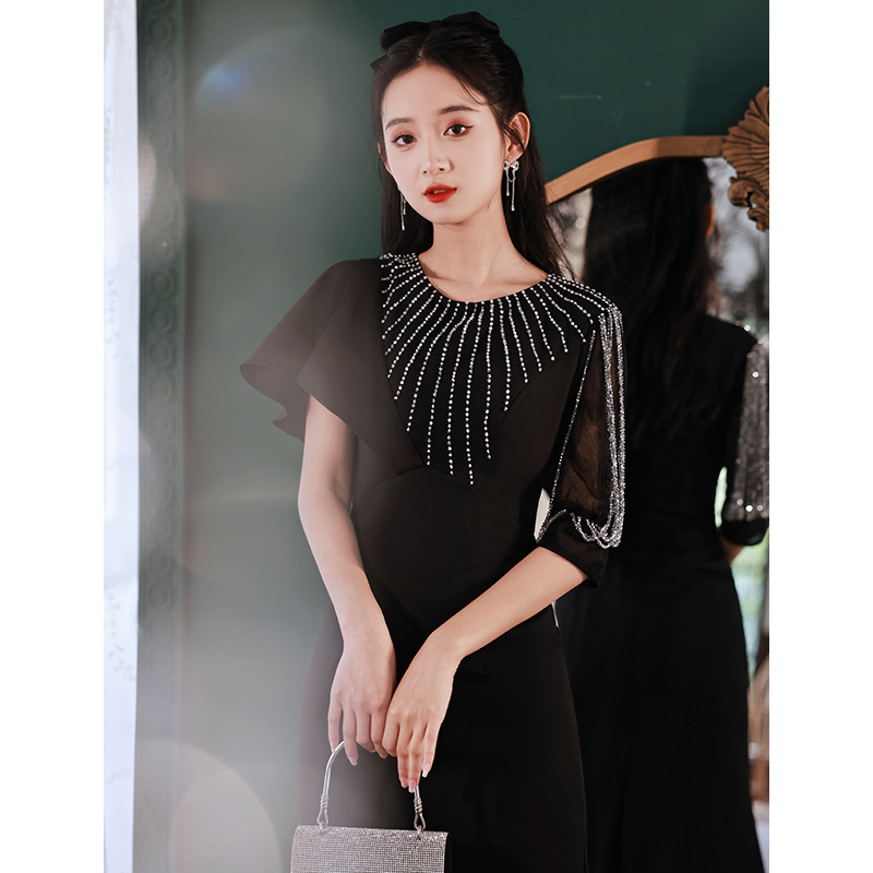 ชุดราตรี ชุดราตรีสวยหรู แบบ ทันสมัย Evening dress