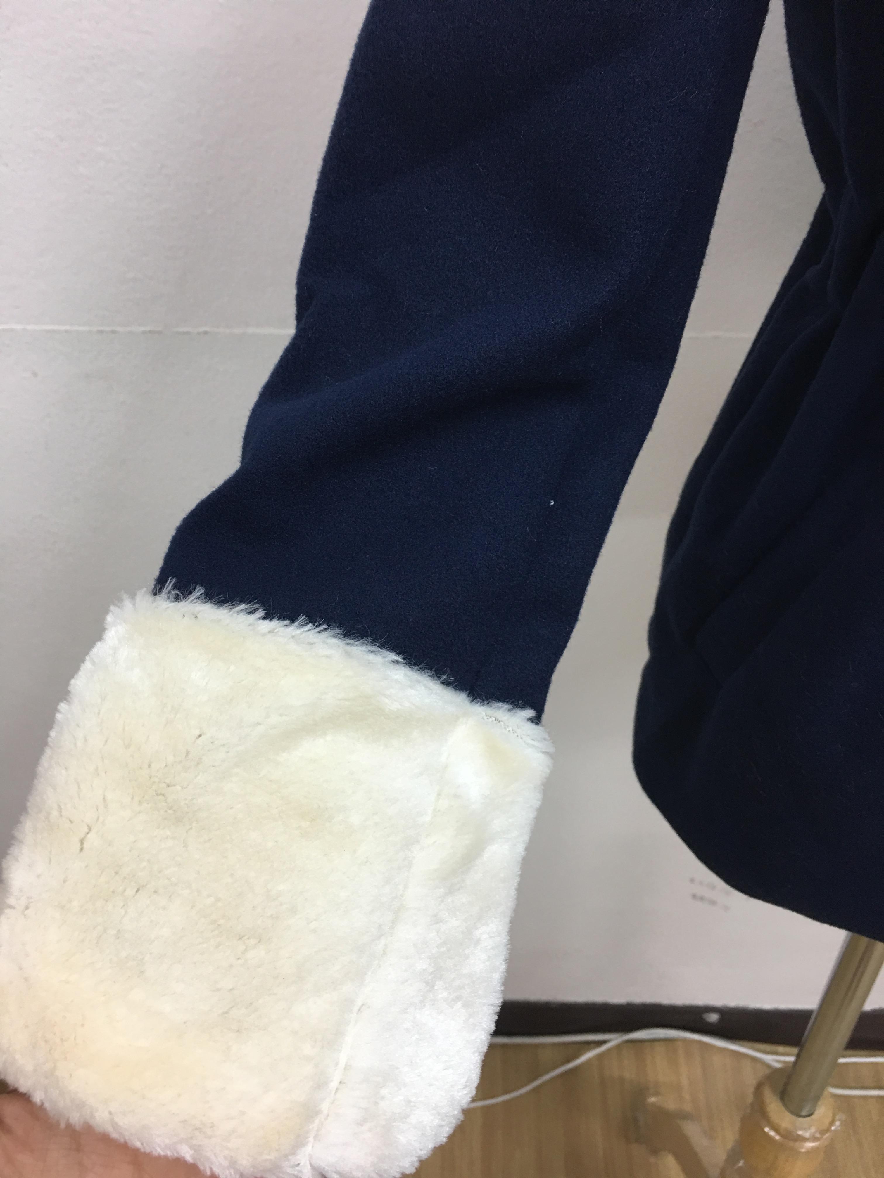 เสื้อกันหนาว กระดุมแถวเดียว ทรงน่ารัก ด้านในบุซับใน+ผ้าขนแมวนุ่นลื่น ด้านนอกเป็นผ้าสักกะหลาด น่ารักค่าา สีกรมท่า,กากี กดเลือกด้านล่างได้เลยค่า