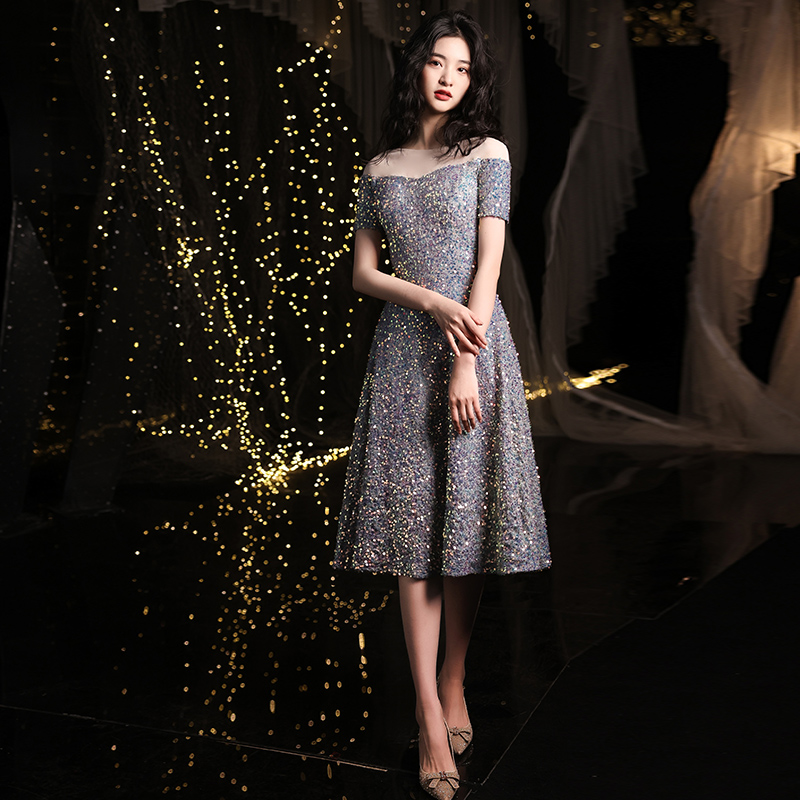 ชุดราตรี ชุดราตรีสวยหรู แบบ ทันสมัย Evening dress