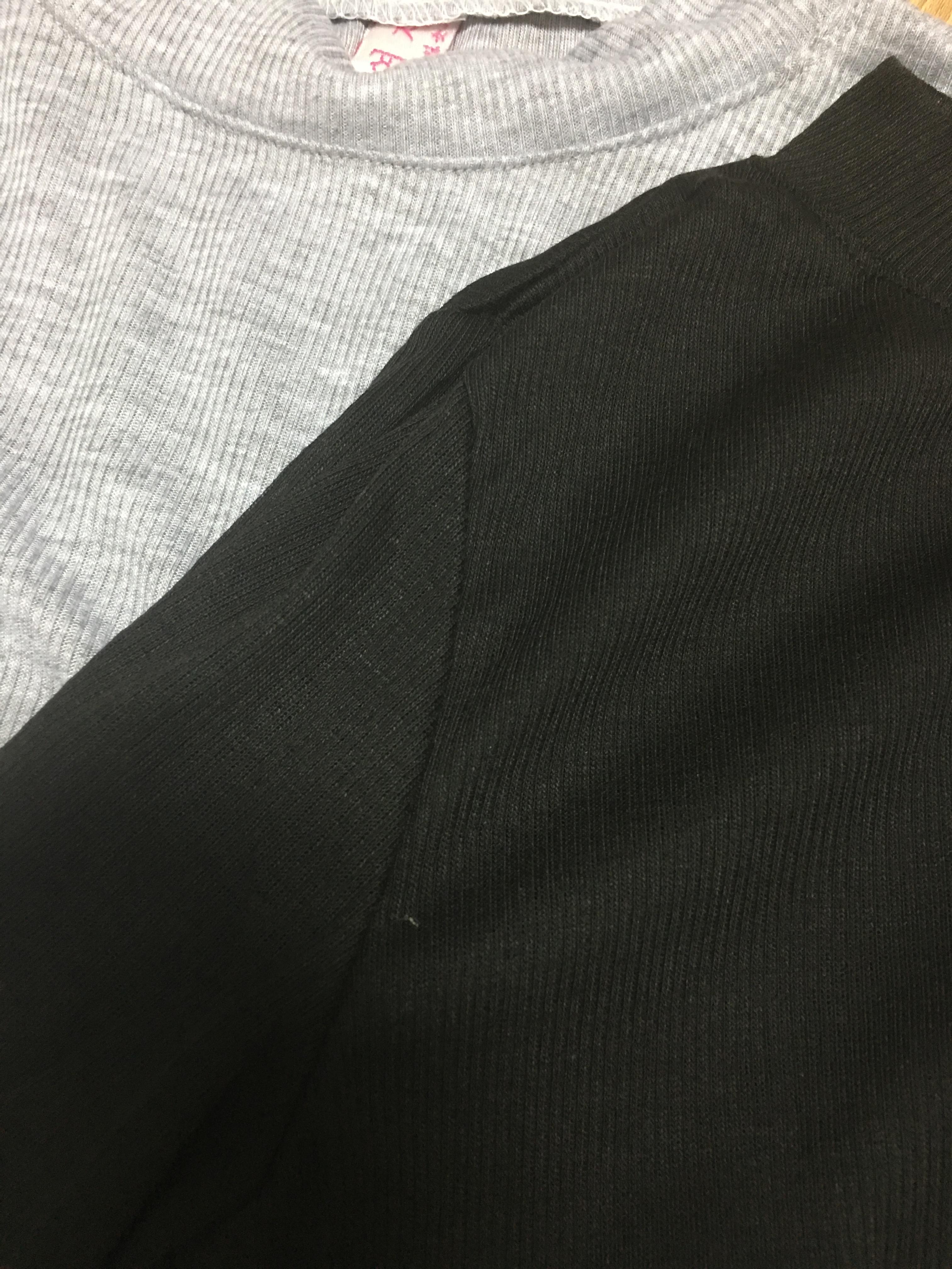 สีดำ เสื้อแขนยาว มีลายในตัว ผ้าคอตตอนบาง พร้อมส่ง