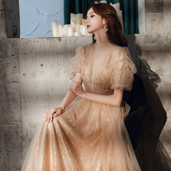 ชุดราตรี ชุดราตรีสวยหรู แบบ ทันสมัย Evening dress