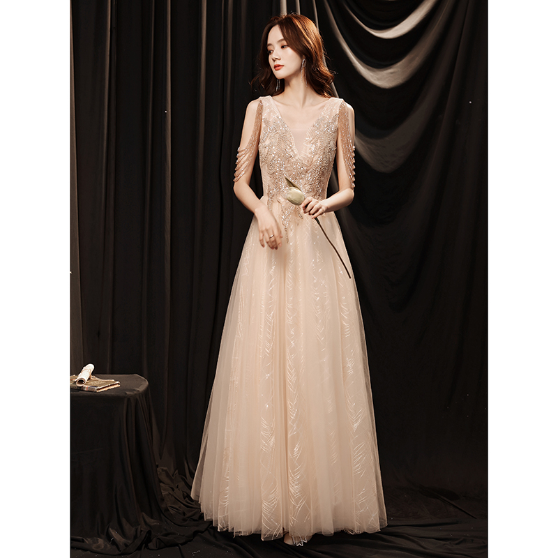 ชุดราตรี ชุดราตรีสวยหรู แบบ ทันสมัย Evening dress