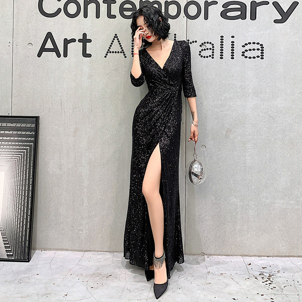 ชุดราตรี ชุดราตรีสวยหรู แบบ ทันสมัย Evening dress