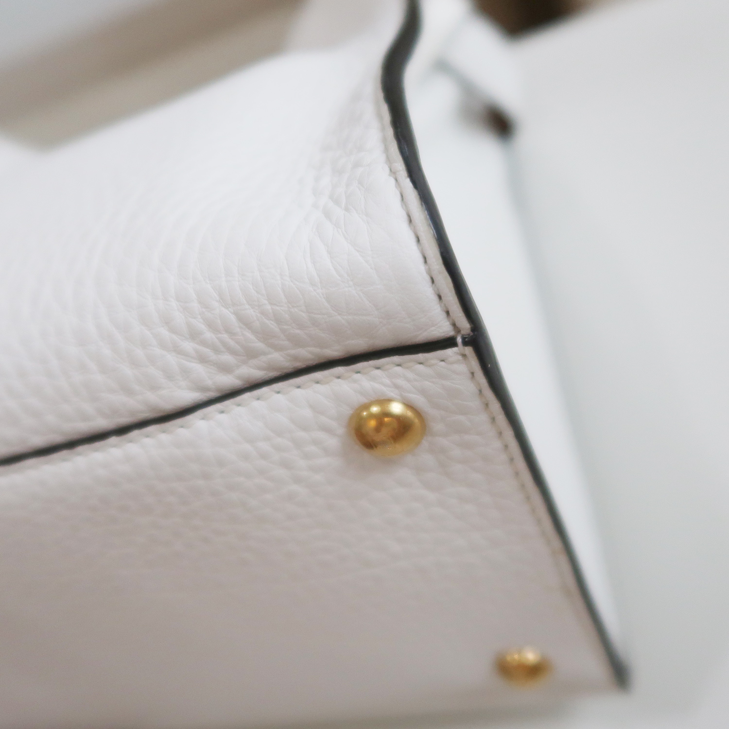 Fendi White Grained Calfskin X-Lite Peekaboo Medium GHW