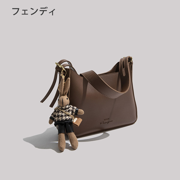 กระเป๋าสะพายข้างผู้หญิง กระเป๋าสะพายสไตล์เกาหลี By Japanese フェンディ authentic bag
