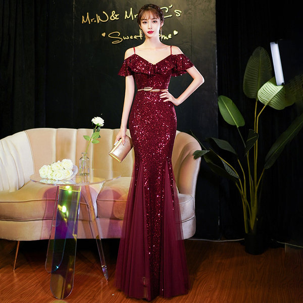ชุดราตรี ชุดราตรีสวยหรู แบบ ทันสมัย Evening dress