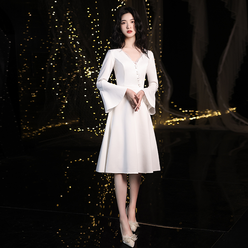 ชุดราตรี ชุดราตรีสวยหรู แบบ ทันสมัย Evening dress