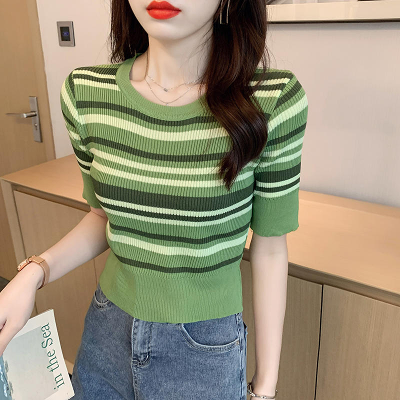 เสื้อยืดวัยรุ่น ลายน่ารักจาก Yan Li ส่งฟรีทั่วประเทศไทย