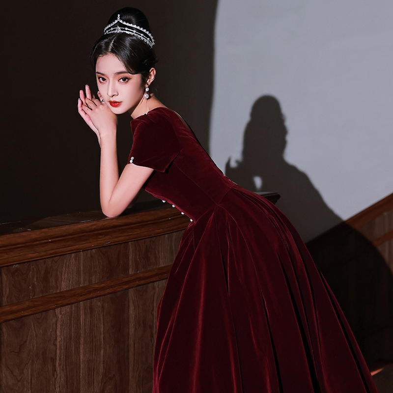 ชุดราตรี ชุดราตรีสวยหรู แบบ ทันสมัย Evening dress