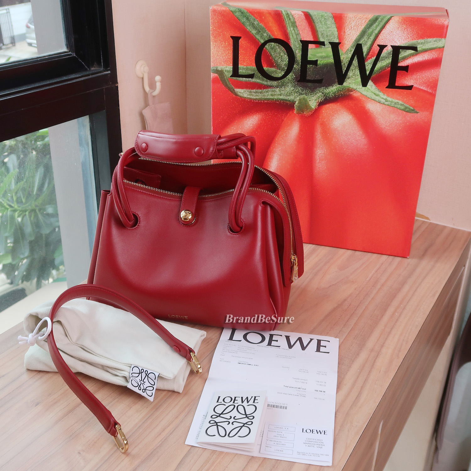 Loewe Brunt Red Calf Small Madrid Bag (ใบเสร็จไทย 1 เดือน ลด 1 แสน)
