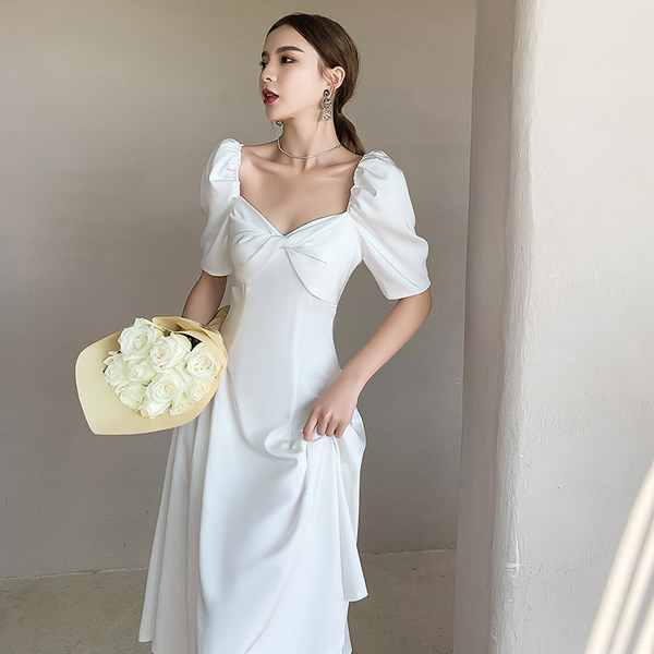 ชุดราตรี ชุดราตรีสวยหรู แบบ ทันสมัย Evening dress
