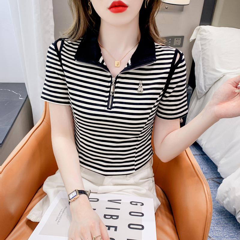 เสื้อผ้าวัยรุ่นเกาหลี เสื้อยืดวัยรุ่นผู้หญิง มีขนาด S M L XL