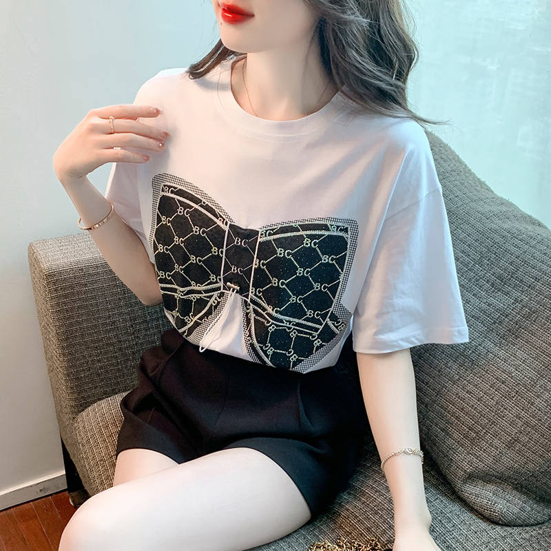 เสื้อยืดวัยรุ่นน่ารักๆ เสื้อวัยรุ่นแขนสั้น เสื้อผ้าวัยรุ่นเกาหลี แบรนด์ Wiyike